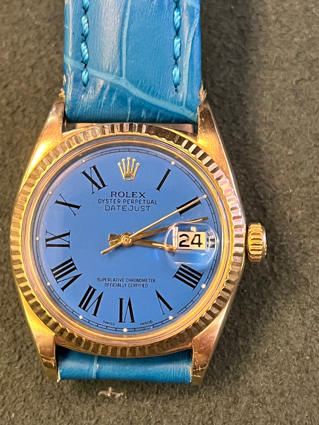 Rolex 18 ct Rare datejust Beautiful Blue