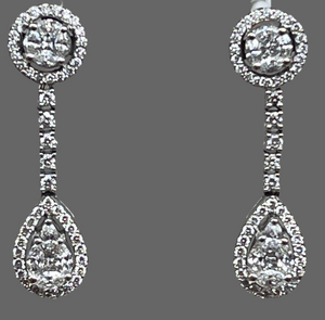 18ct White Gold Pear Shaped Diamond Earings.